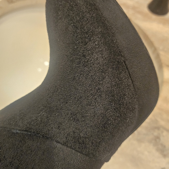 Booties/ ankle boots heels. - Picture 6 of 7